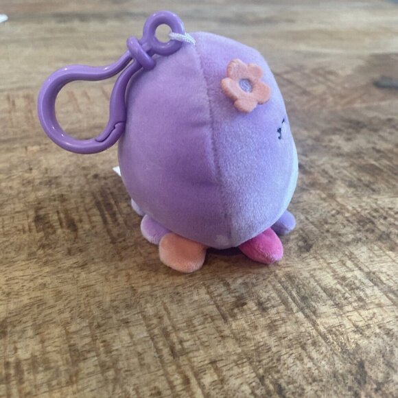 Squishmallows Beula - Purple Octopus w/Multicolored Tentacles 3.5" Clip-On Plush - Picture 5 of 9